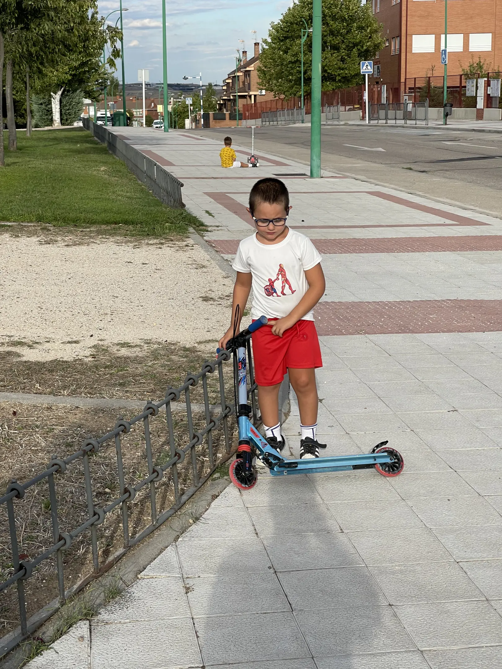 person(0.92), person(0.64), skateboard(0.55)