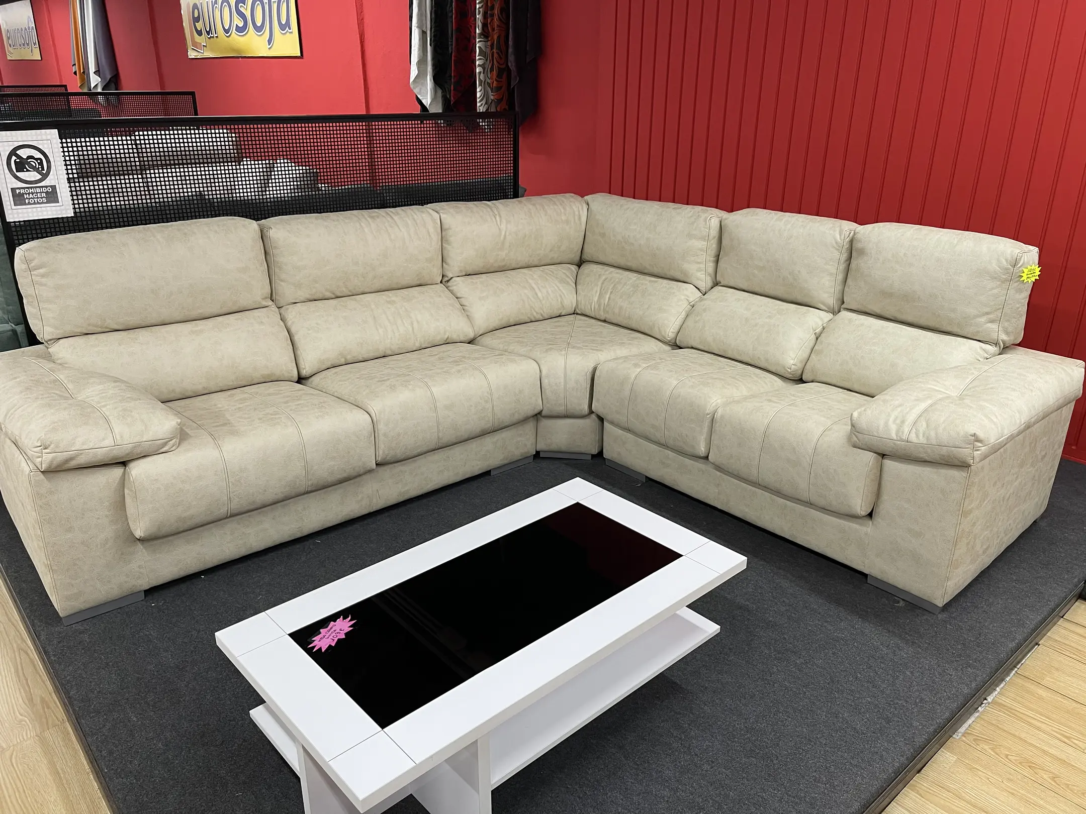 couch(0.88)